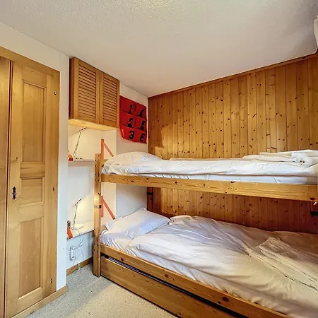 Apartament Valeriane 110 *